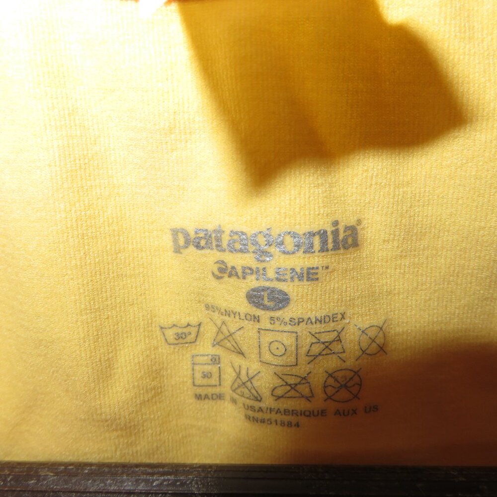 Patagonia Women’s Capilene Tank Top and Sport T Shirt Lot of 2 Size Large - Picture 4 of 7
